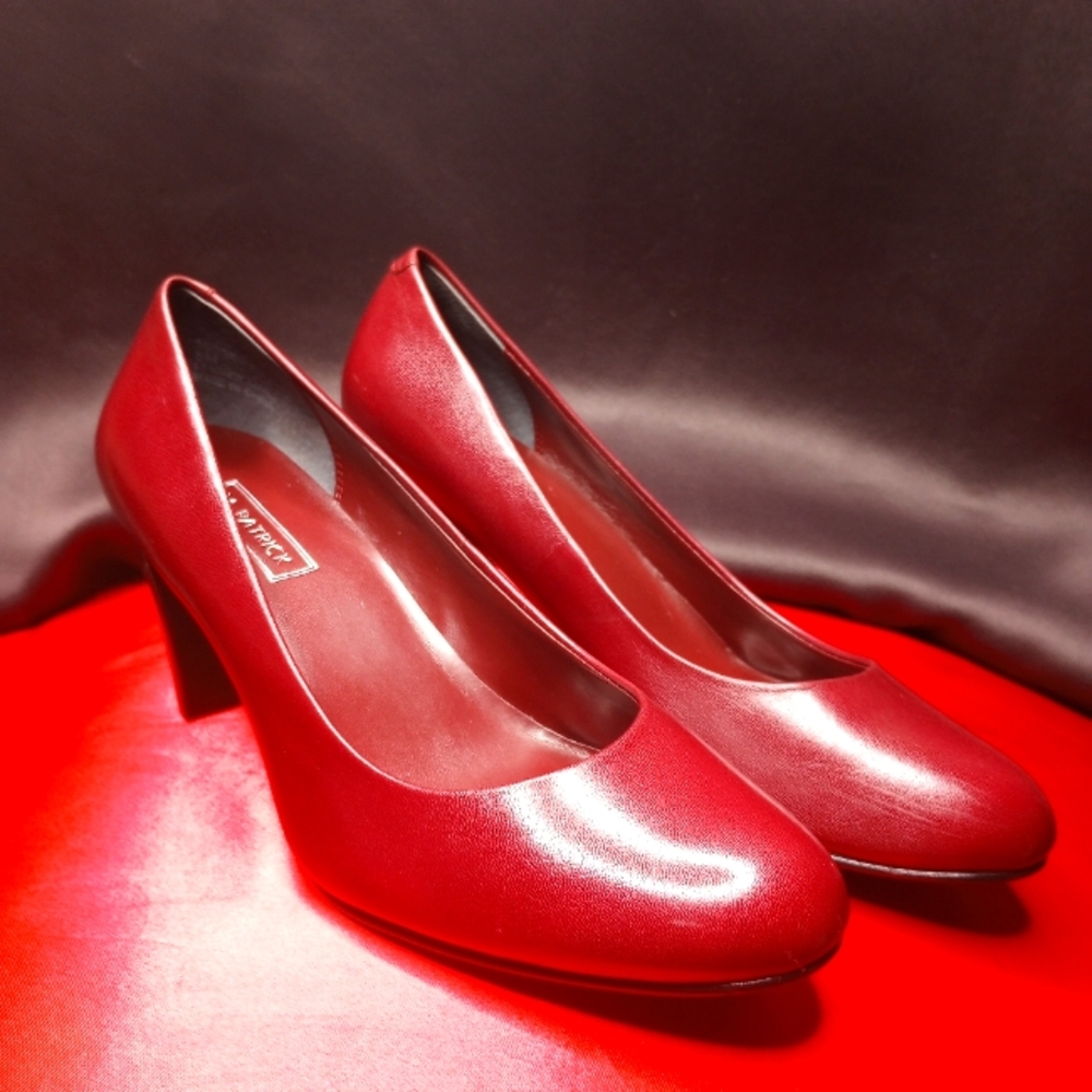 Burgundy M Patrick Close Toed Dress Heels (Size 6)